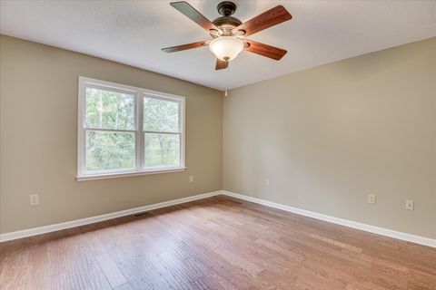Tiny photo for 113 Oriole Road, Ninety Six, SC 29666 (MLS # 219958)