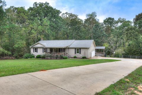 Tiny photo for 113 Oriole Road, Ninety Six, SC 29666 (MLS # 219958)