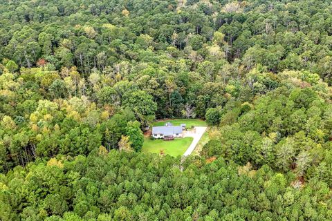 Tiny photo for 113 Oriole Road, Ninety Six, SC 29666 (MLS # 219958)