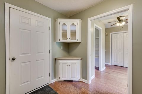 Tiny photo for 113 Oriole Road, Ninety Six, SC 29666 (MLS # 219958)