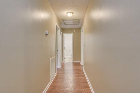 Tiny photo for 113 Oriole Road, Ninety Six, SC 29666 (MLS # 219958)