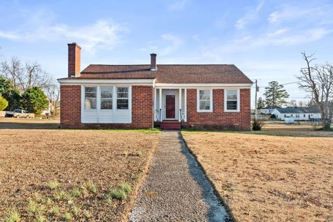Photo of 405 Pickens Street, SC (MLS # 221177)