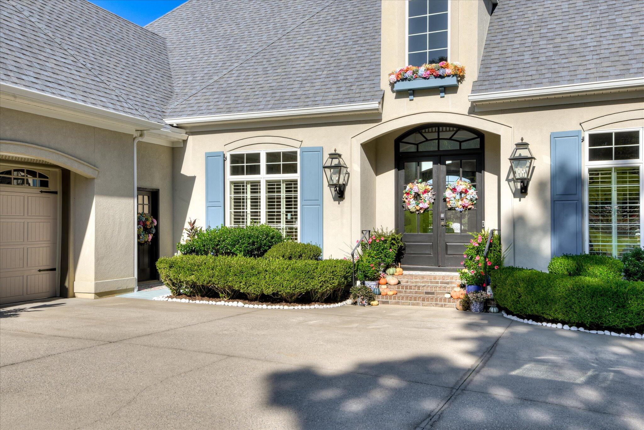 167 Foxhound Run Road