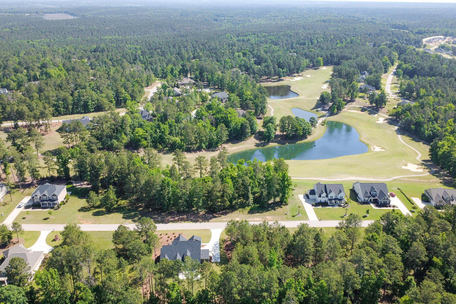 512 Schoolhouse Lane