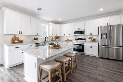 Tiny photo for 360 Country Glen Avenue, Graniteville, SC 29829 (MLS # 221866)