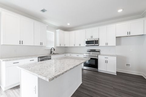 Tiny photo for 360 Country Glen Avenue, Graniteville, SC 29829 (MLS # 221866)