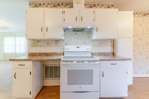 Tiny photo for 202 Old Whiskey Road N, New Ellenton, SC 29809 (MLS # 220573)