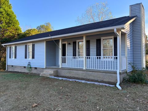 Photo of 272 Beaverdam Road, Aiken, SC 29805 (MLS # 220691)