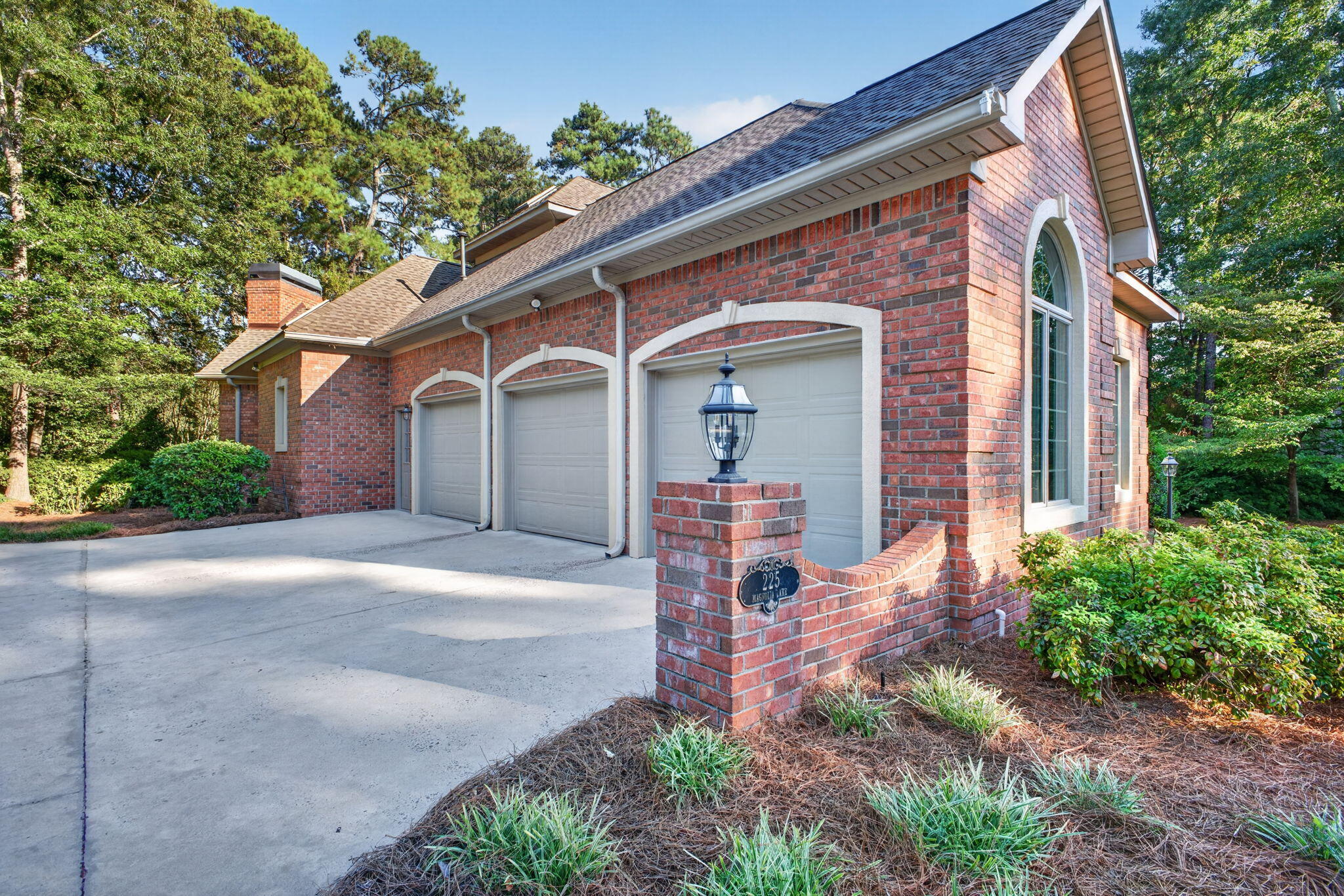 225 Magnolia Lake Road