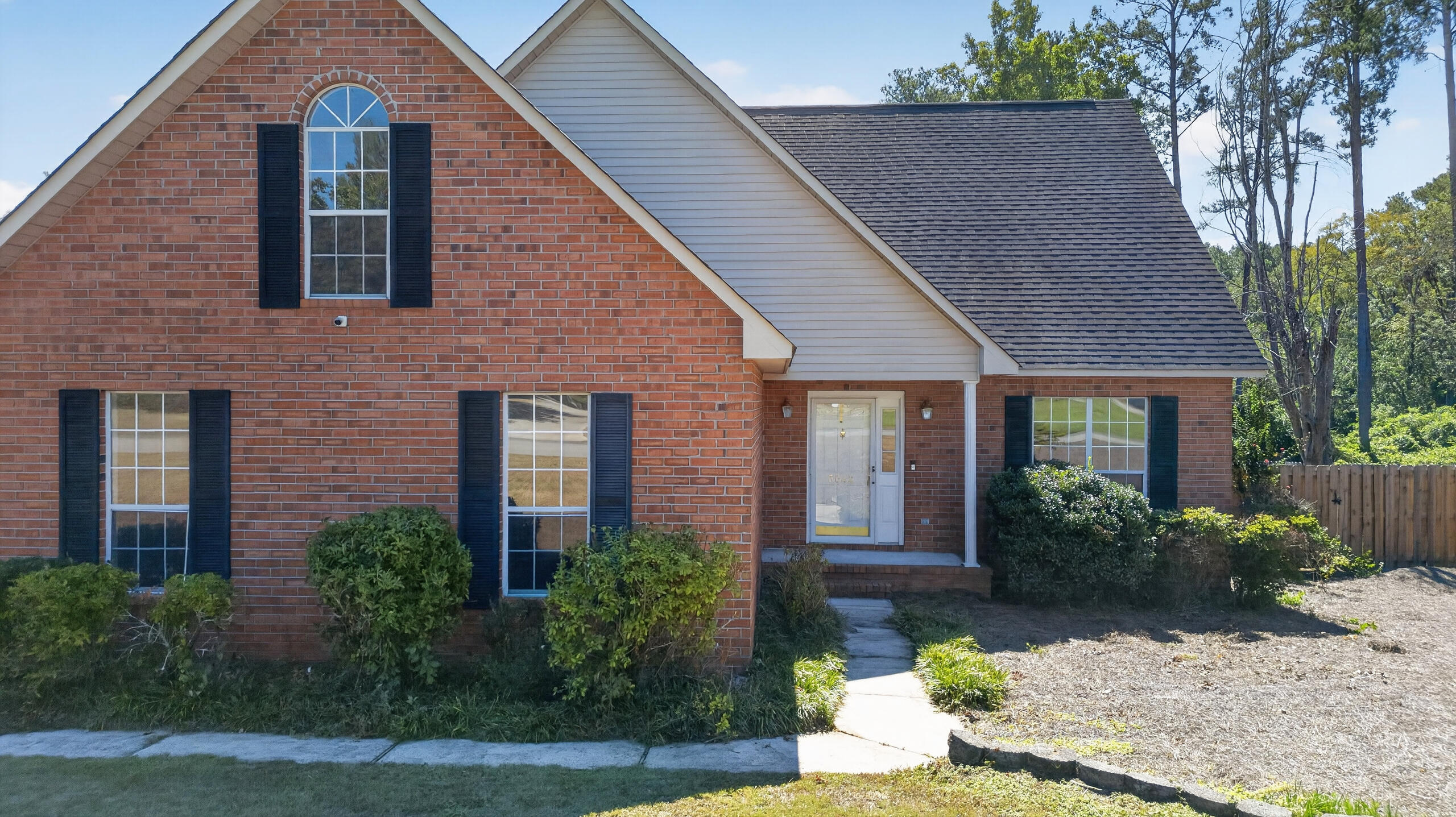 3042 Maplewood Drive