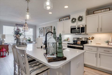 Tiny photo for 162 Sutton Court, Graniteville, SC 29829 (MLS # 220655)