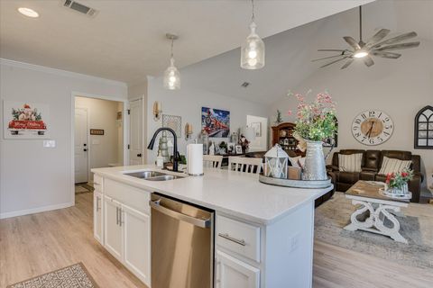 Tiny photo for 162 Sutton Court, Graniteville, SC 29829 (MLS # 220655)