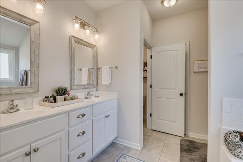 Tiny photo for 162 Sutton Court, Graniteville, SC 29829 (MLS # 220655)