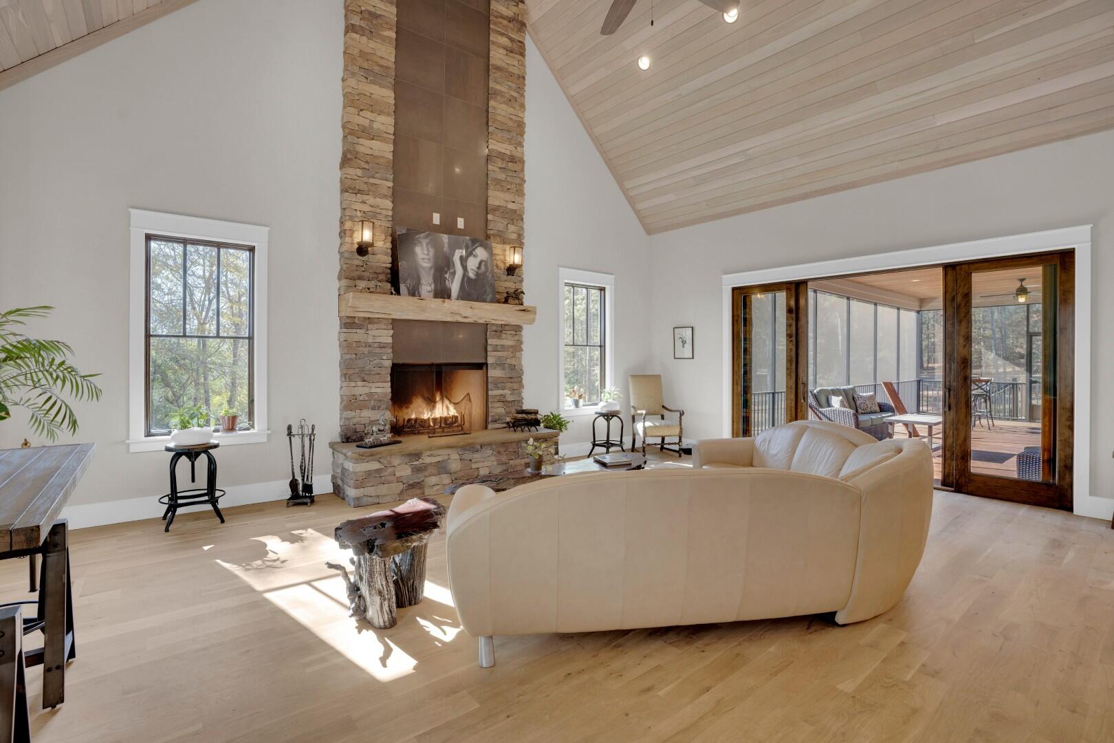 127 & 0 Martin Hollow Road