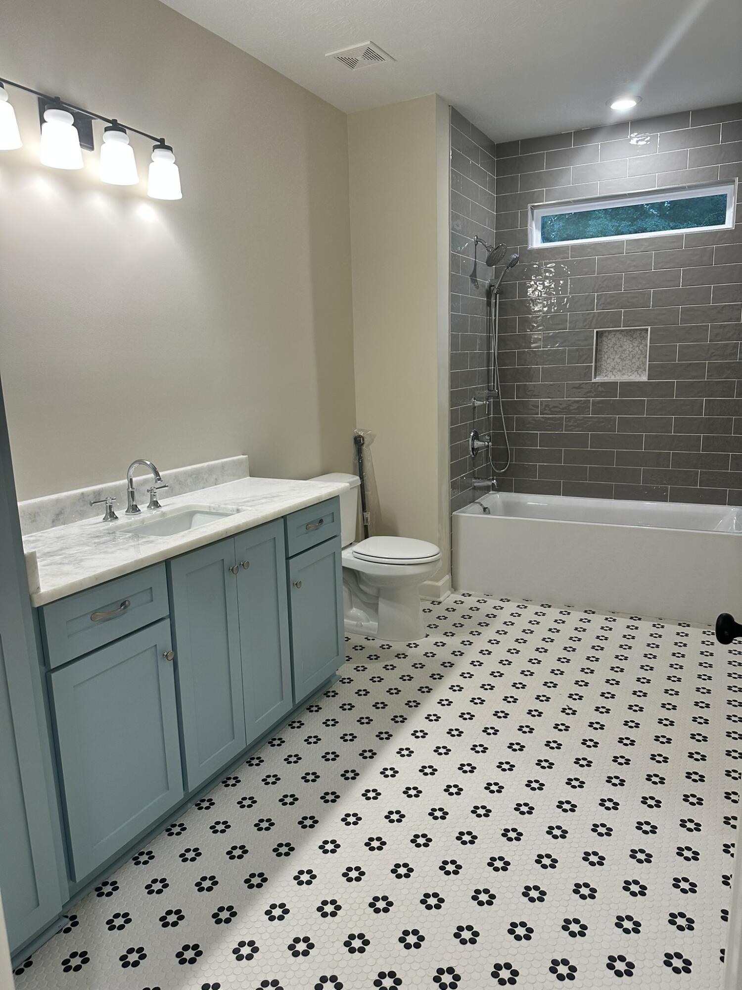 Beech Island, South Carolina 29842, United States, 5 Bedrooms Bedrooms, ,5 BathroomsBathrooms,Residential,Pending,15373