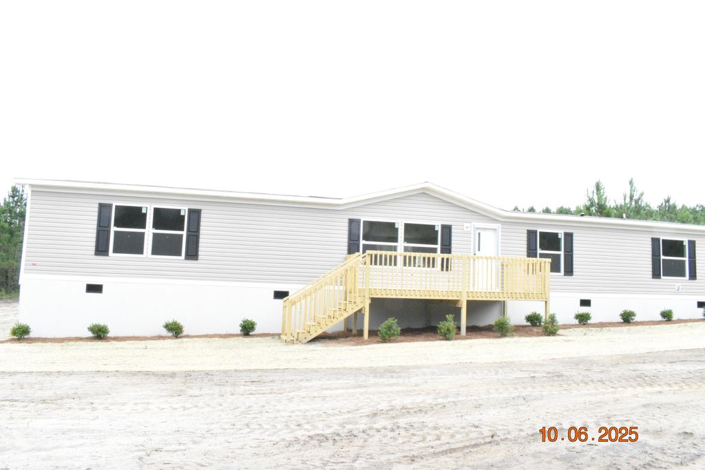 Photo for 406 Catalina Boulevard, Swansea, SC 29160 (MLS # 217852)