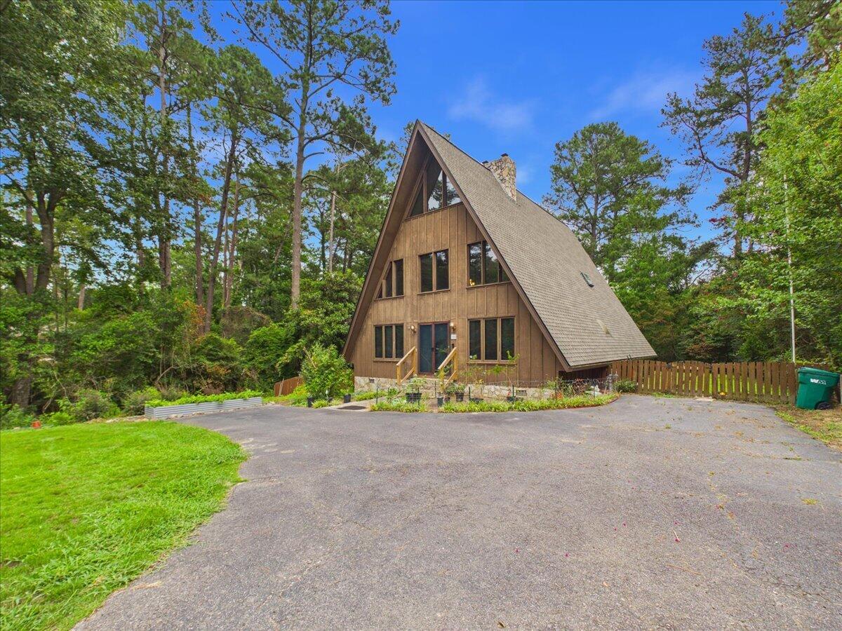 108 Ferree Place