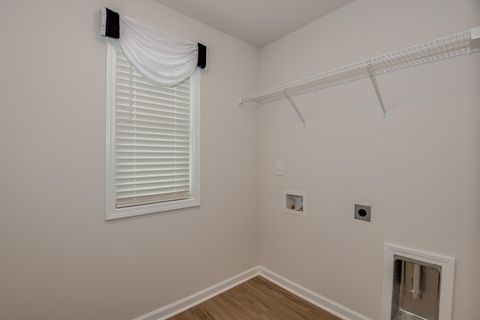 Tiny photo for 880 Tess Street, Graniteville, SC 29829 (MLS # 221010)