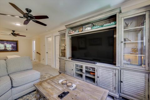 Tiny photo for 212 Pirates Cove, Mccormick, SC 29835 (MLS # 220686)