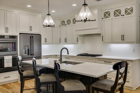 Tiny photo for 212 Pirates Cove, Mccormick, SC 29835 (MLS # 220686)