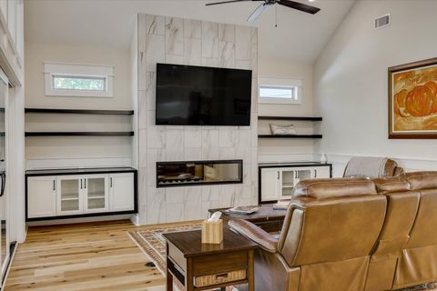 Tiny photo for 212 Pirates Cove, Mccormick, SC 29835 (MLS # 220686)