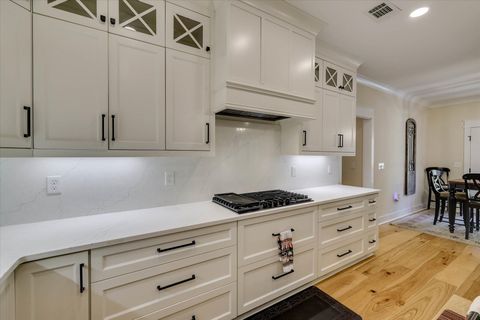 Tiny photo for 212 Pirates Cove, Mccormick, SC 29835 (MLS # 220686)