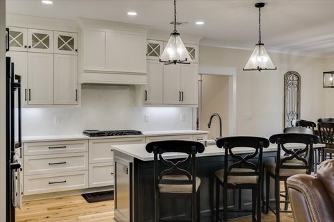 Tiny photo for 212 Pirates Cove, Mccormick, SC 29835 (MLS # 220686)