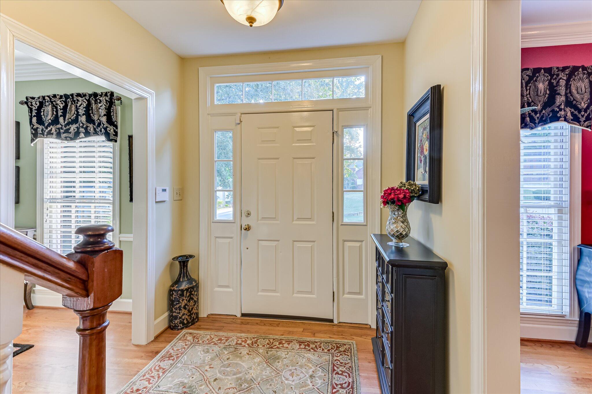801 Deercrest Lane