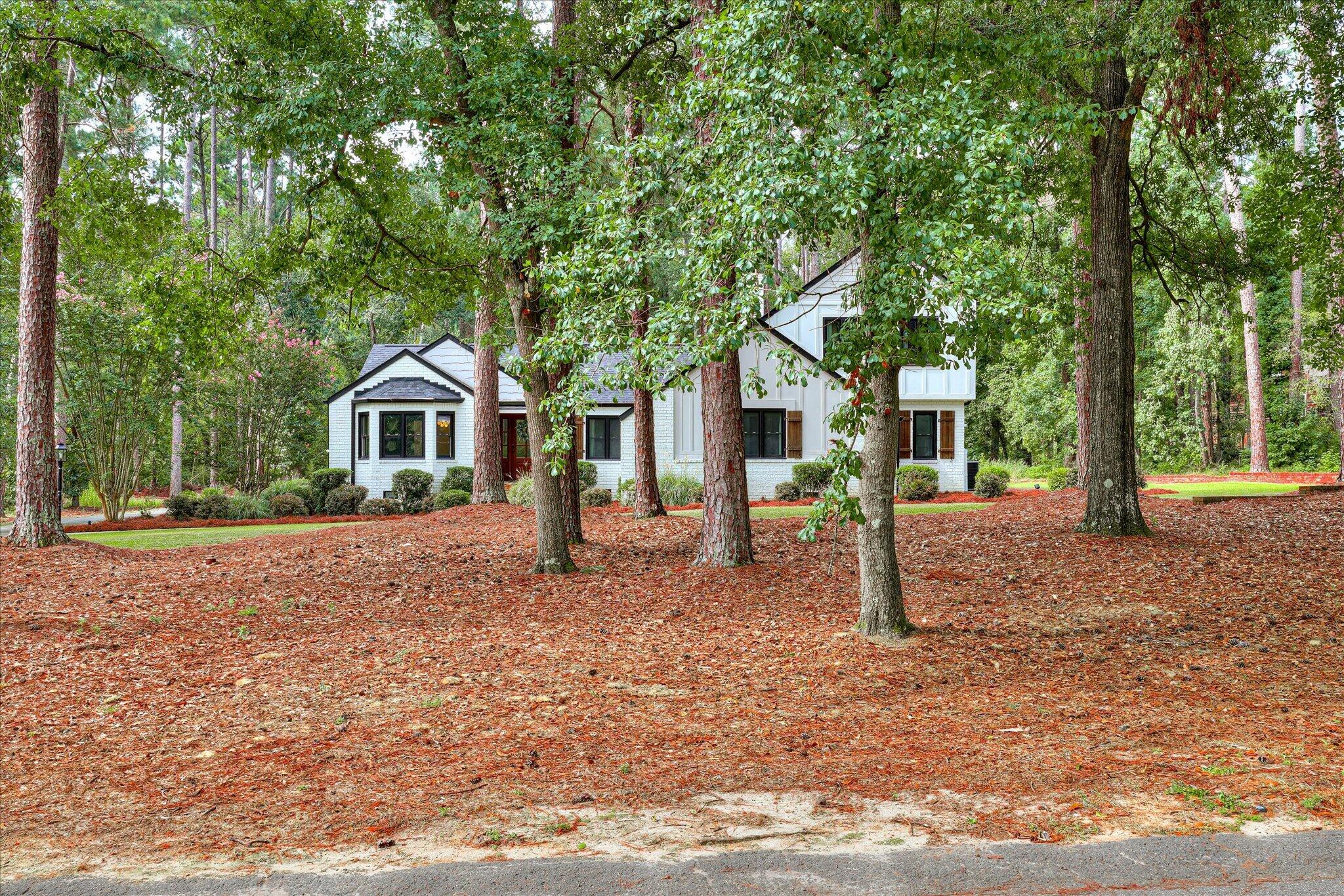 4768 Woodbridge Drive