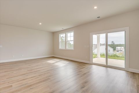 Tiny photo for 650 N Fairview Drive, Harlem, GA 30814 (MLS # 218984)