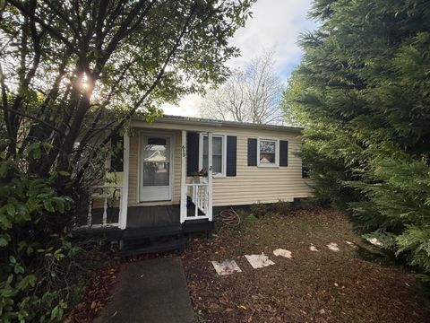 Tiny photo for 615 Jefferson Terrace NE, Aiken, SC 29801 (MLS # 220731)