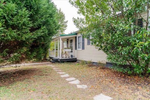 Tiny photo for 615 Jefferson Terrace NE, Aiken, SC 29801 (MLS # 220731)