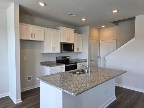 Tiny photo for 5422 Montana Loop, North Augusta, SC 29841 (MLS # 215914)