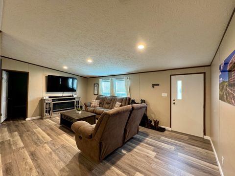 Tiny photo for 824 Kedron Church Road, Aiken, SC 29805 (MLS # 221211)