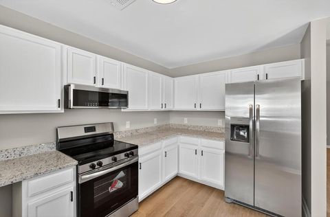 Tiny photo for 20 Roosevelt Court NE, Aiken, SC 29801 (MLS # 219495)