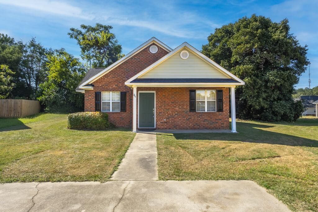 Photo for 20 Roosevelt Court NE, Aiken, SC 29801 (MLS # 219495)