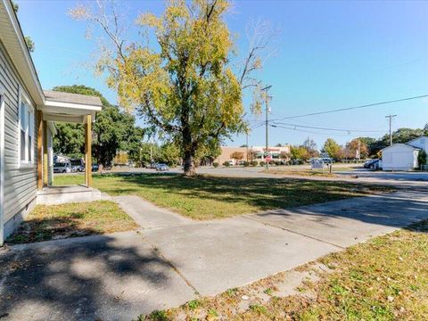 Tiny photo for 892 Murrah Avenue, Aiken, SC 29803 (MLS # 220535)