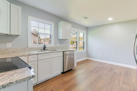 Tiny photo for 892 Murrah Avenue, Aiken, SC 29803 (MLS # 220535)