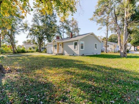 Tiny photo for 892 Murrah Avenue, Aiken, SC 29803 (MLS # 220535)