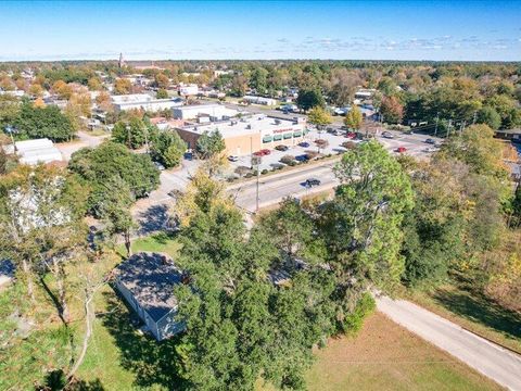 Tiny photo for 892 Murrah Avenue, Aiken, SC 29803 (MLS # 220535)