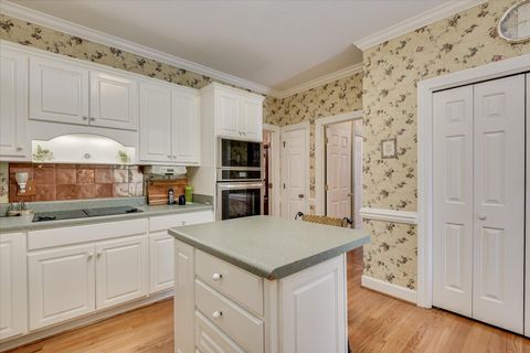Tiny photo for 3531 W Lake Drive, Martinez, GA 30907 (MLS # 219893)