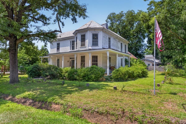201 MERRITT AVE, RIDGE SPRING, SC 29129 - Image 8f7d8a9d19c7c3502eccb1ccec53bb28/4250591970