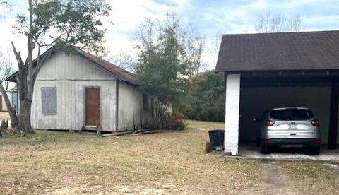 Tiny photo for 9089 Marlboro Avenue, Barnwell, SC 29812 (MLS # 215625)