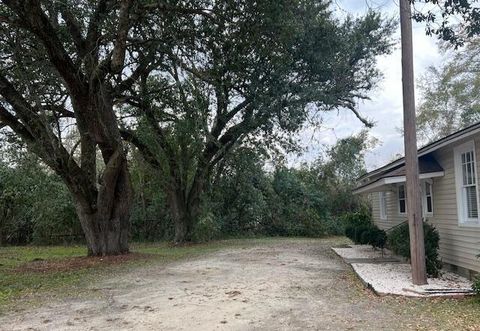 Tiny photo for 9089 Marlboro Avenue, Barnwell, SC 29812 (MLS # 215625)