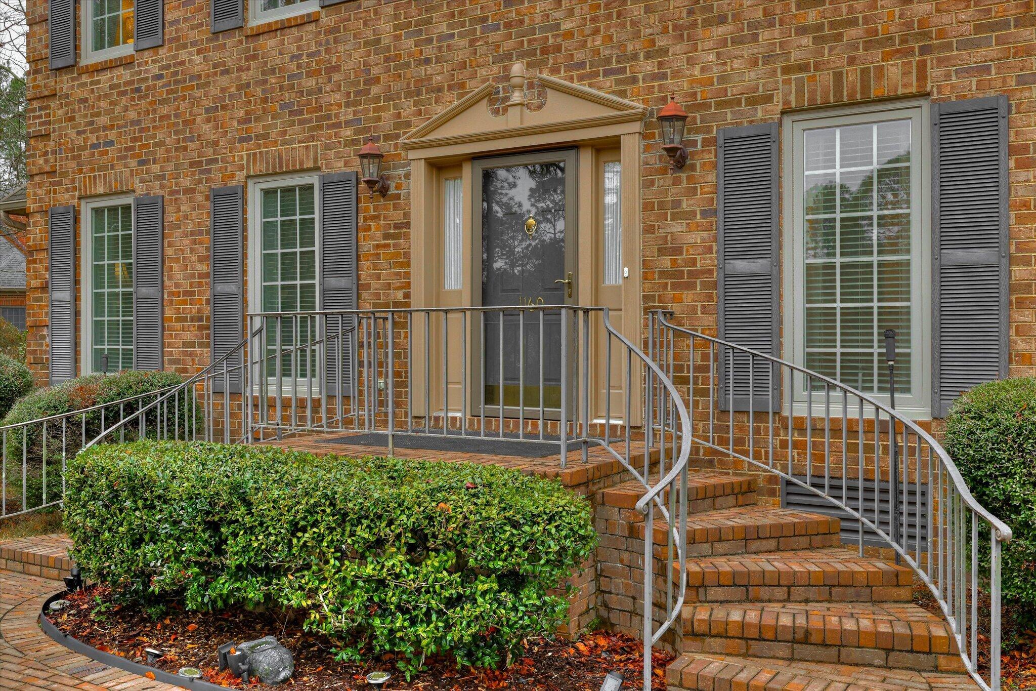 1160 Earlmont Drive