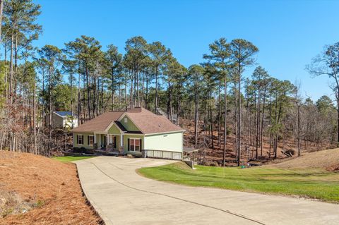 Tiny photo for 137 Memorial Drive, Mccormick, SC 29835 (MLS # 221559)