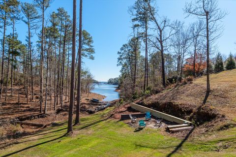 Tiny photo for 137 Memorial Drive, Mccormick, SC 29835 (MLS # 221559)
