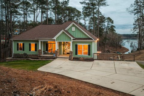 Tiny photo for 137 Memorial Drive, Mccormick, SC 29835 (MLS # 221559)