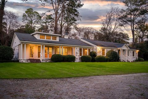 Photo of 740 Highland Park Drive SW, Aiken, SC 29801 (MLS # 220121)