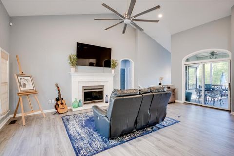 Tiny photo for 305 Kingfisher Point, Mc Cormick, SC 29835 (MLS # 215574)